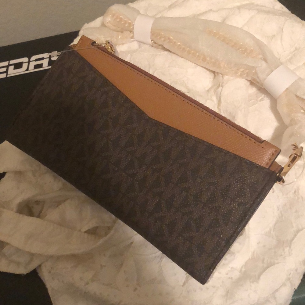 Michael Kors Wallet Purse Logo Women’s  NWT Summer Wedding bag new - Picture 4 of 4